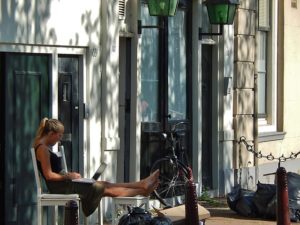 Laptop lady in the sun